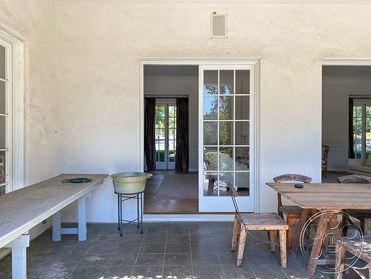 the-french-chateau-75