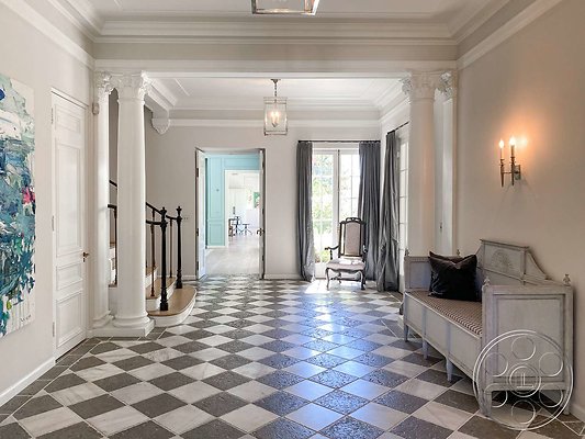 the-french-chateau-33