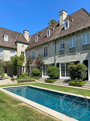 the-french-chateau-3