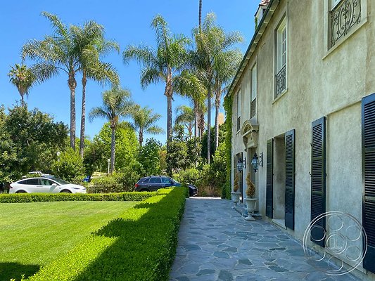 00 the-french-chateau-80