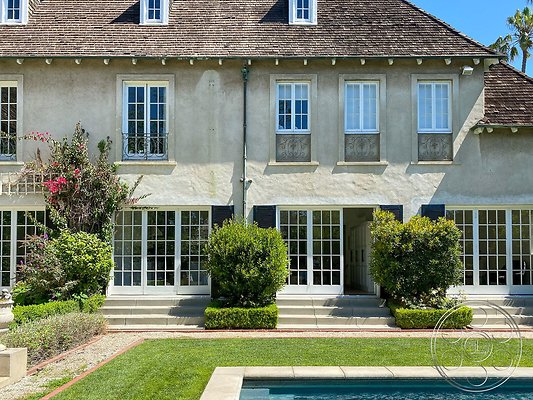 the-french-chateau-4