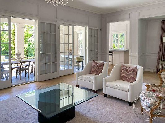 the-french-chateau-35