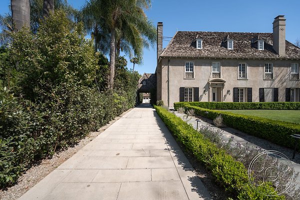 00 the-french-chateau-79